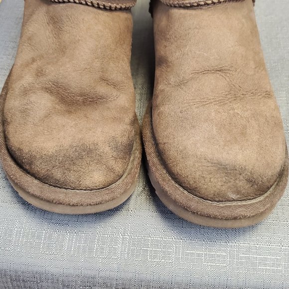 UGG Women's Classic Boots Chocolate Color size 5 - Picture 7 of 7